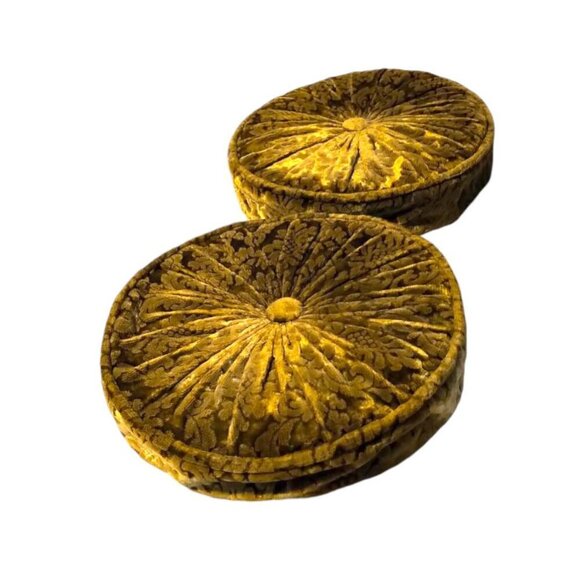 Vintage Gold Accent Pillows - Picture 5 of 16